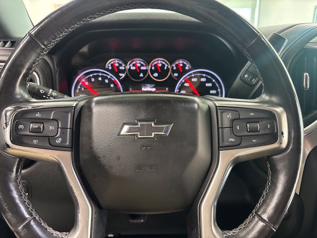 Used 2019 Chevrolet Silverado 1500 RST w/ All-Star Edition AWD/4WD image 18