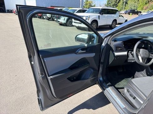 Used 2022 Volkswagen Taos SE AWD/4WD image 9