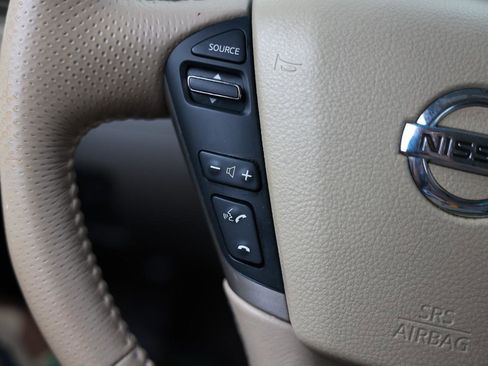 Used 2009 Nissan Murano SL w/ Technology Pkg FWD image 25