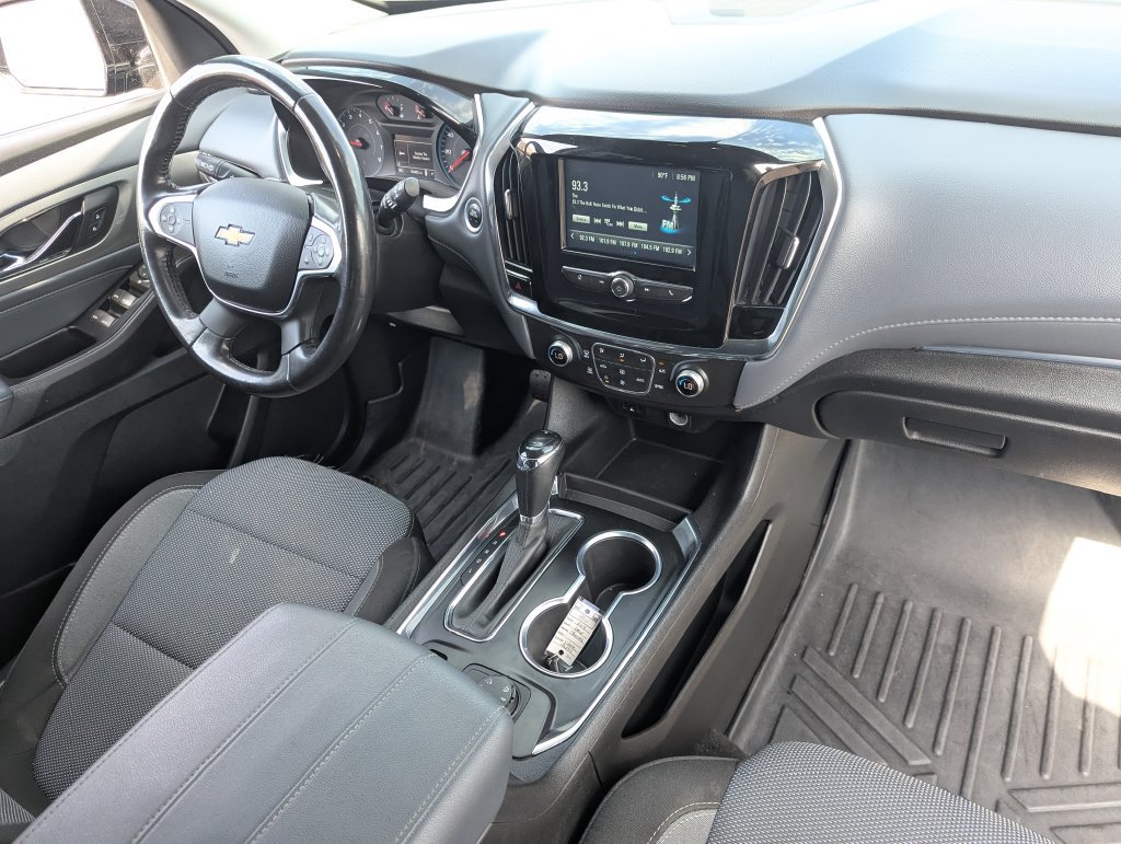 Used 2018 Chevrolet Traverse LT AWD/4WD image 34