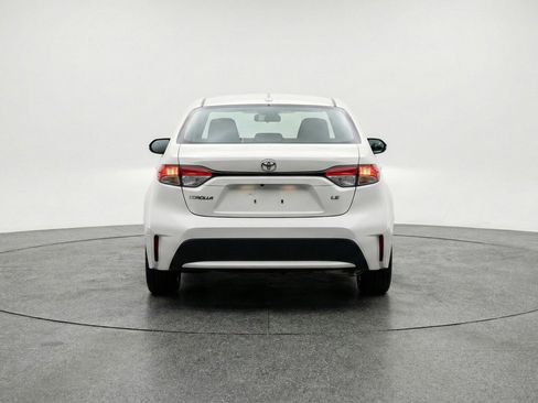 Used 2025 Toyota Corolla LE image 7