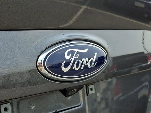 Used 2016 Ford Escape SE w/ Equipment Group 201A AWD/4WD image 29