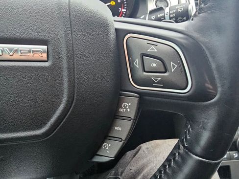 Used 2014 Land Rover Range Rover Evoque Pure image 22