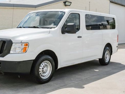Used 2020 Nissan NV 3500 S image 51
