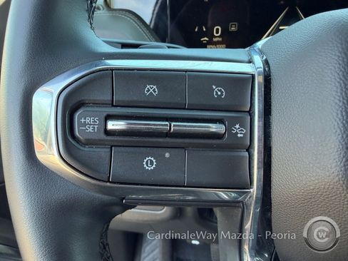 Used 2025 GMC Yukon Denali AWD/4WD image 22