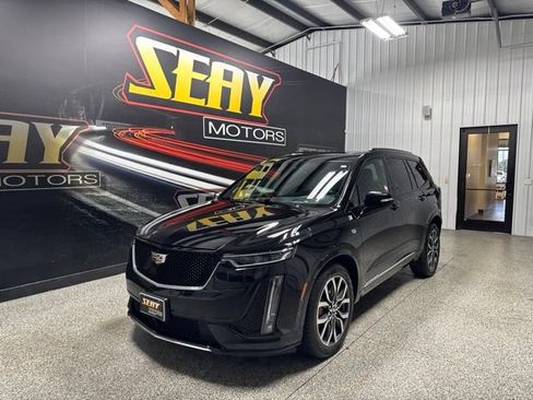 Used 2023 Cadillac XT6 Sport w/ Platinum Package AWD/4WD image 1