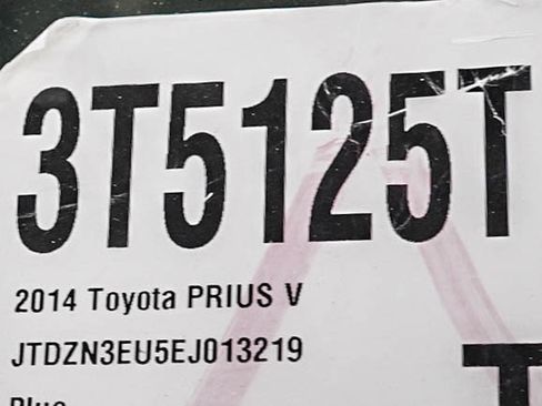 Used 2014 Toyota Prius V Three FWD image 28