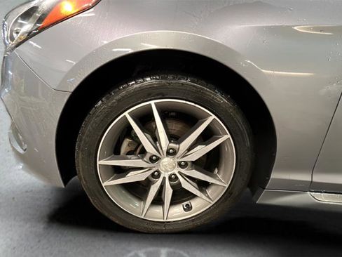 Used 2017 Hyundai Sonata Sport 2.0T image 9