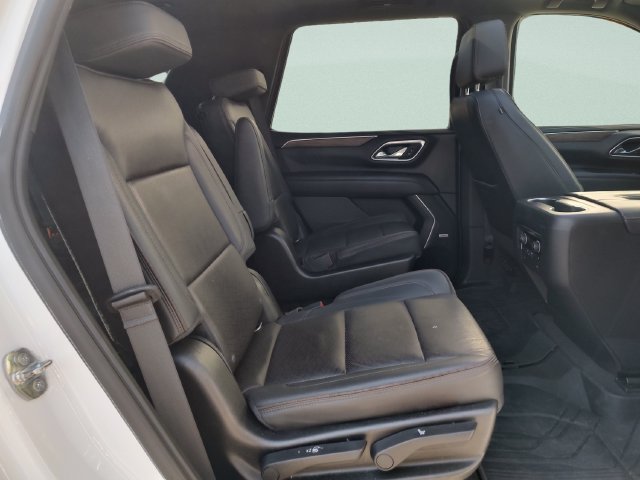 Used 2021 Chevrolet Tahoe High Country w/ Premium Package AWD/4WD image 30