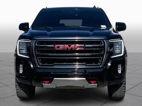 Used 2023 GMC Yukon XL AT4 w/ Max Trailering Package image 4