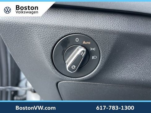 New 2026 Volkswagen Jetta SE image 15