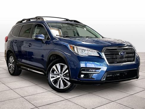 Used 2022 Subaru Ascent Limited w/ Technology Package AWD/4WD image 3