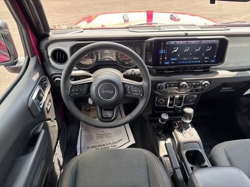 Used 2024 Jeep Wrangler Unlimited Sport AWD/4WD image 13