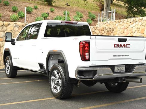 Used 2026 GMC Sierra 2500 SLE w/ SLE Value Package; AWD/4WD image 5