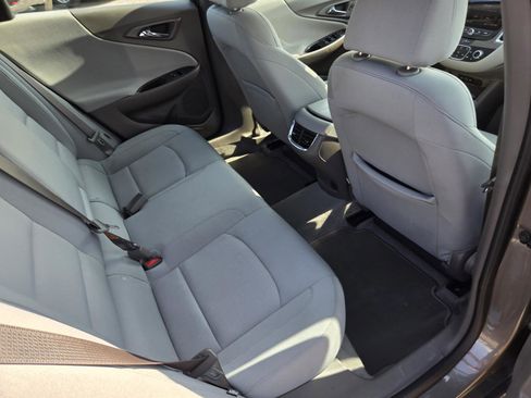 Used 2020 Chevrolet Malibu LT FWD image 10