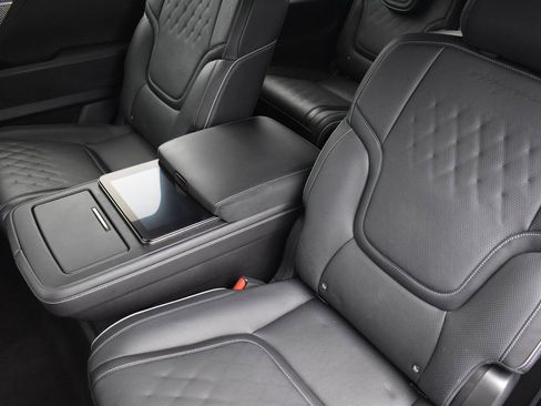 Used 2025 INFINITI QX80 Autograph w/ Autograph Exterior Package image 27