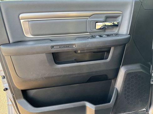 Used 2024 RAM 1500 Classic SLT image 12