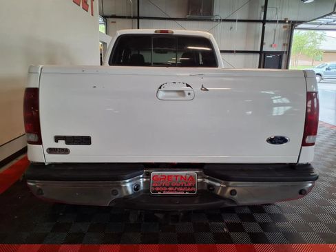 Used 2003 Ford F350 Lariat RWD image 6