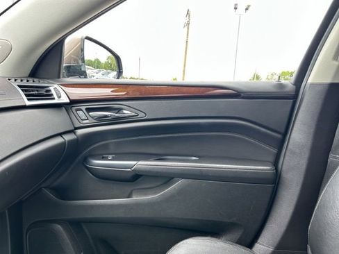 Used 2015 Cadillac SRX Luxury AWD/4WD image 44