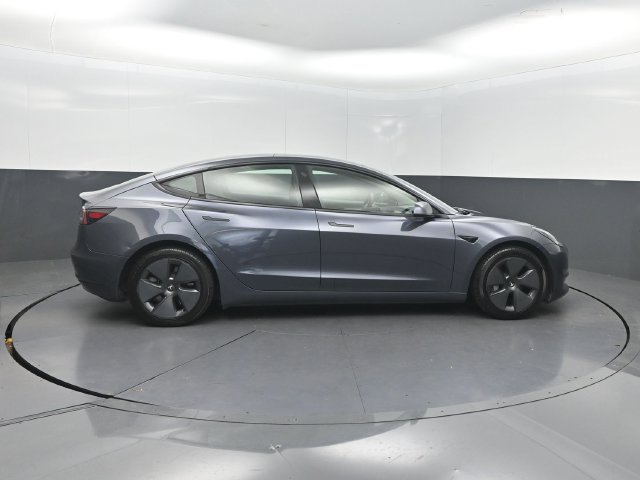 Used 2023 Tesla Model 3 Standard Range RWD image 22