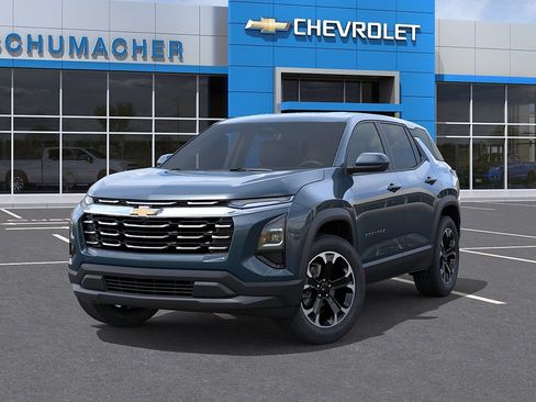 New 2026 Chevrolet Equinox LT w/ Convenience Package II AWD/4WD image 6