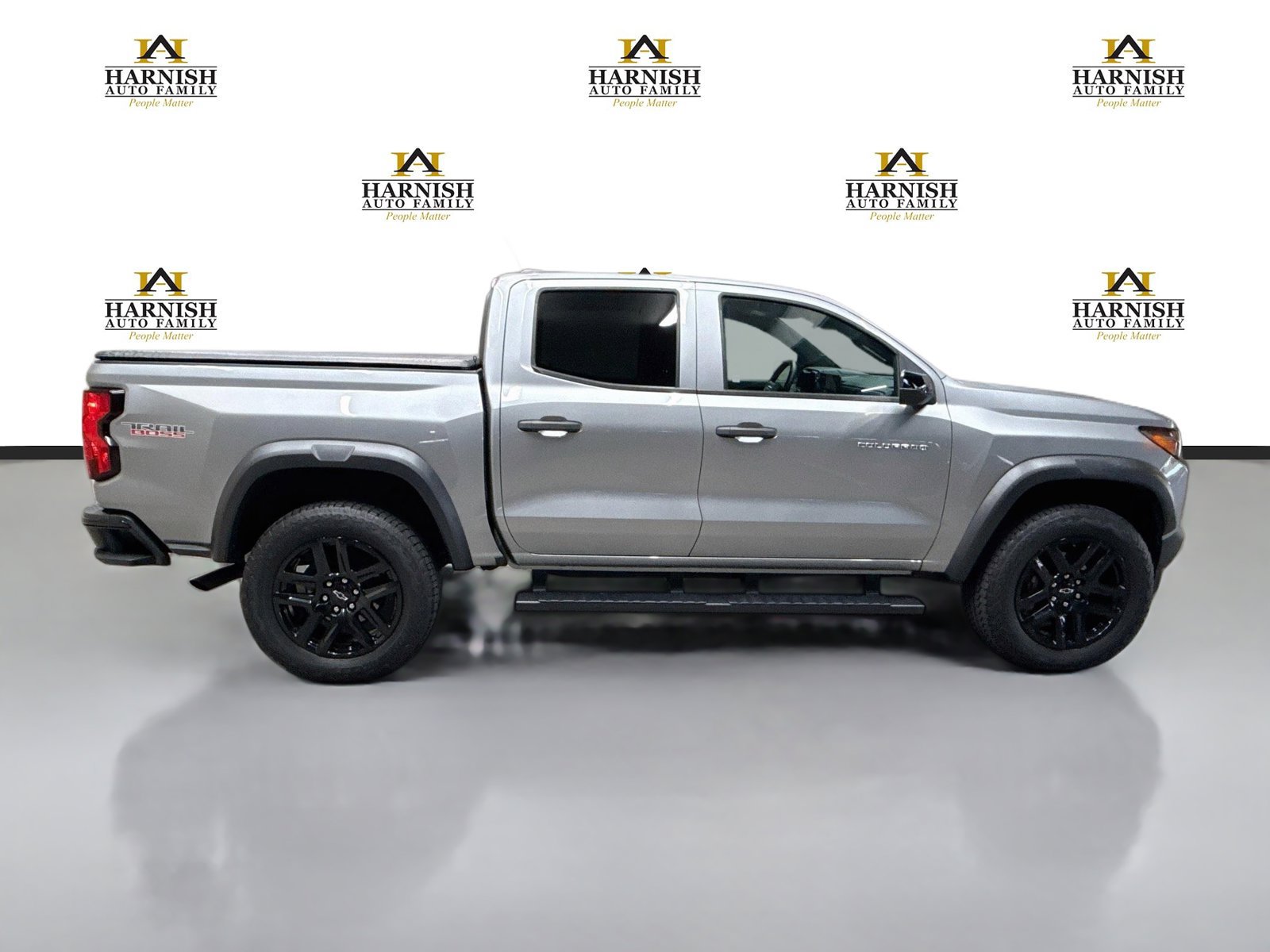 Used 2023 Chevrolet Colorado Trail Boss w/ Advanced Trailering Package AWD/4WD image 5