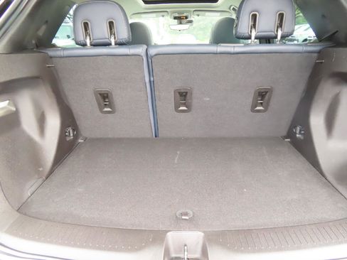 Used 2023 Chevrolet Bolt EUV Premier w/ Sun & Sound Package FWD image 44
