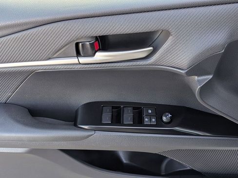 Used 2025 Toyota Camry SE image 5