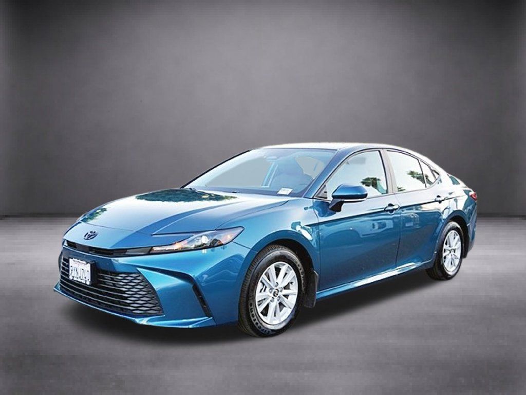 Used 2026 Toyota Camry LE FWD image 10