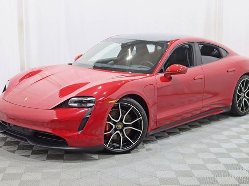 Used 2023 Porsche Taycan 4S w/ Premium Package image 7