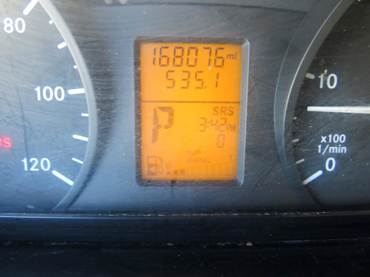 Used 2010 Freightliner Sprinter 2500 RWD image 9