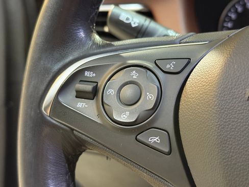 Used 2021 Buick Enclave Avenir w/ Avenir Technology Package image 15