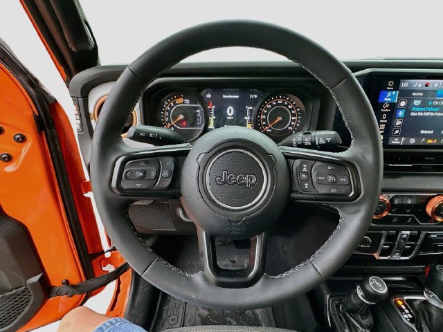 Used 2025 Jeep Wrangler Unlimited Sport AWD/4WD image 12