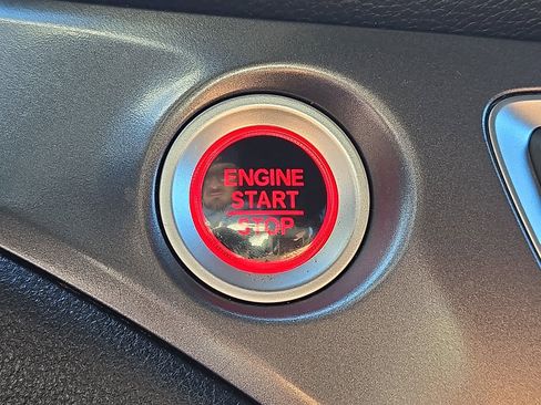 Used 2022 Honda Pilot Sport image 24