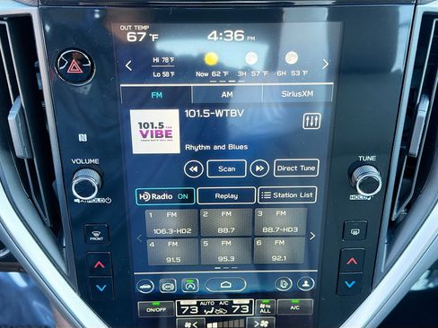 Used 2024 Subaru Crosstrek 2.0i Premium image 31