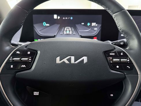 Used 2024 Kia EV6 Wind w/ Wind Technology Package AWD/4WD image 20