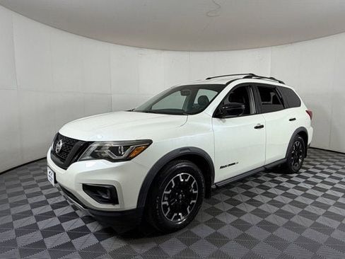 Used 2020 Nissan Pathfinder SL w/ Rock Creek Edition FWD image 2