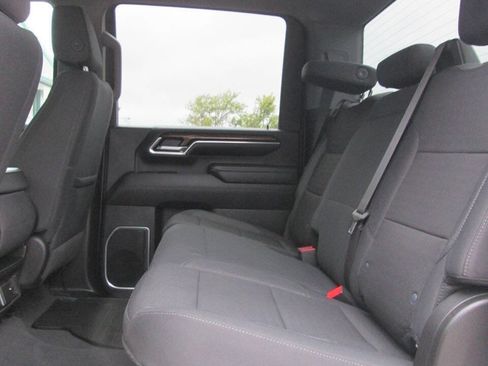 Used 2024 Chevrolet Silverado 2500 LT w/ Convenience Package AWD/4WD image 12