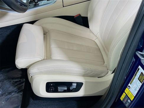 Used 2022 BMW X5 xDrive45e w/ Executive Package image 24