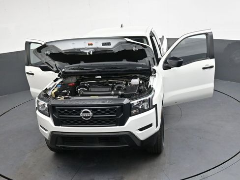 Certified 2024 Nissan Frontier S w/ Technology Package image 41