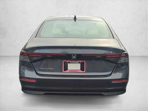 New 2025 Honda Accord SE image 8