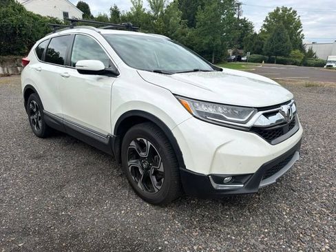 Used 2018 Honda CR-V Touring image 2