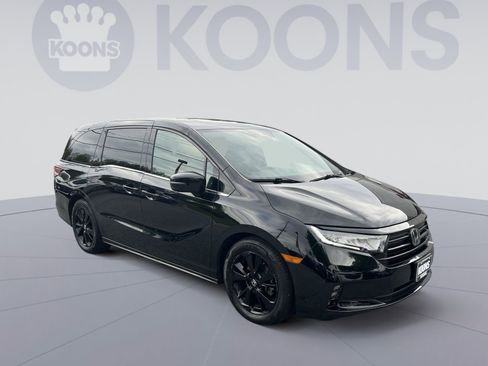 Used 2023 Honda Odyssey Sport image 10