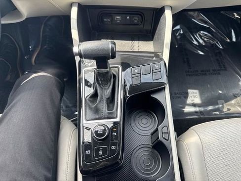 Used 2023 Kia Sportage EX FWD image 25