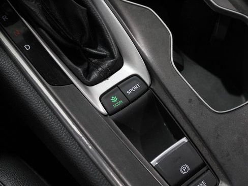 Used 2020 Honda Accord Sport image 15
