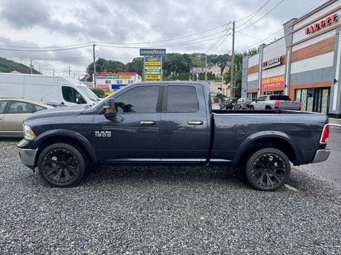 Used 2015 RAM 1500 Laramie w/ Convenience Group AWD/4WD image 7