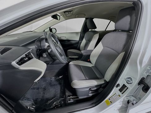 Certified 2025 Toyota Corolla LE FWD image 12