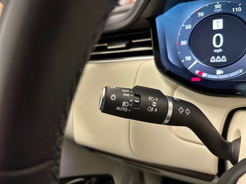 Used 2024 Land Rover Range Rover SE AWD/4WD image 19