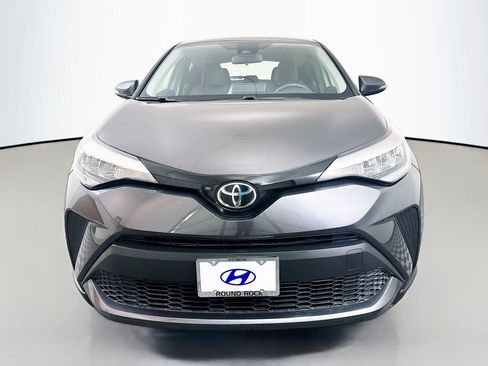 Used 2021 Toyota C-HR LE FWD image 2