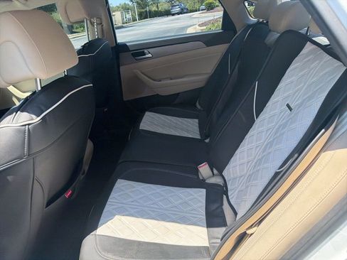 Used 2016 Hyundai Sonata SE FWD image 10